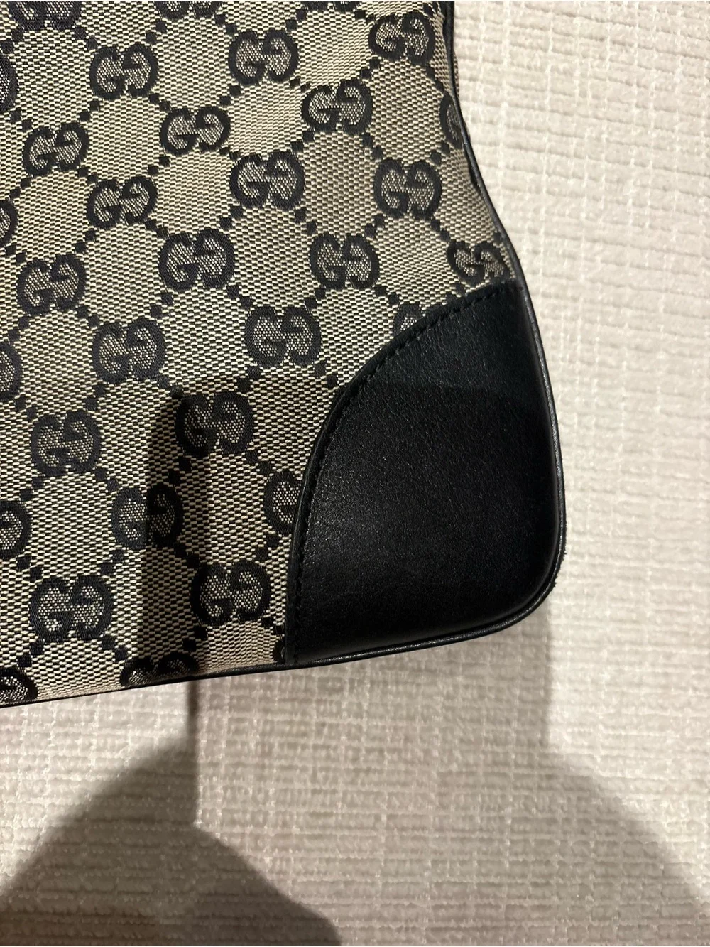 Gucci pre loved